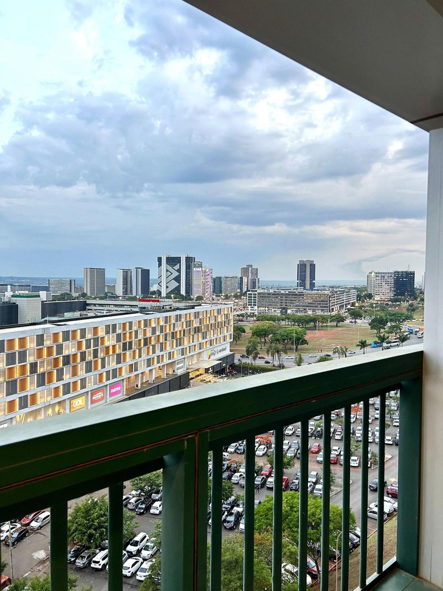 V1005 Flat 10º Andar Com Vista Para Esplanada Brasilia Bagian luar foto